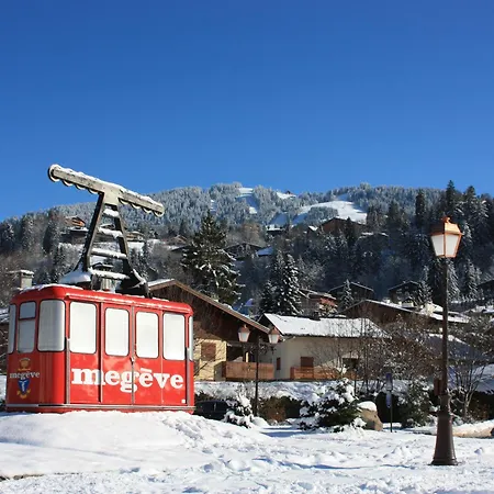 Apartment Confortable Avec Balcon, Centre De Megeve, Parking, Ascenseur - Fr-1-453-110